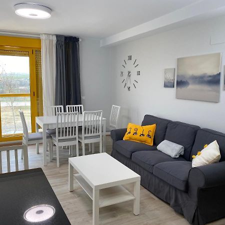 Apartamento Nuevo, Accesible Y Con Piscina !!! Salamanca Bagian luar foto