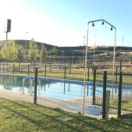 Apartamento Nuevo, Accesible Y Con Piscina !!! Salamanca Bagian luar foto