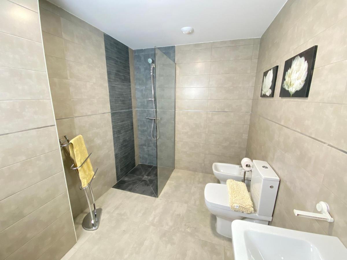 Apartamento Nuevo, Accesible Y Con Piscina !!! Apartment Salamanca Bagian luar foto